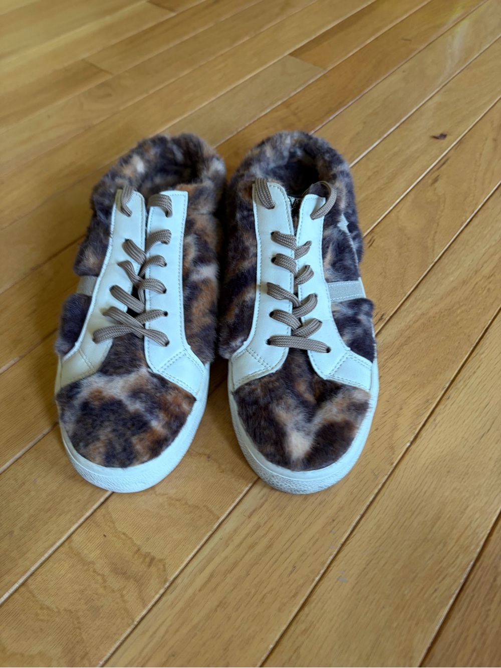Vintage Havana Leopard Print Faux Fur Lace-Up slip on Sneakers